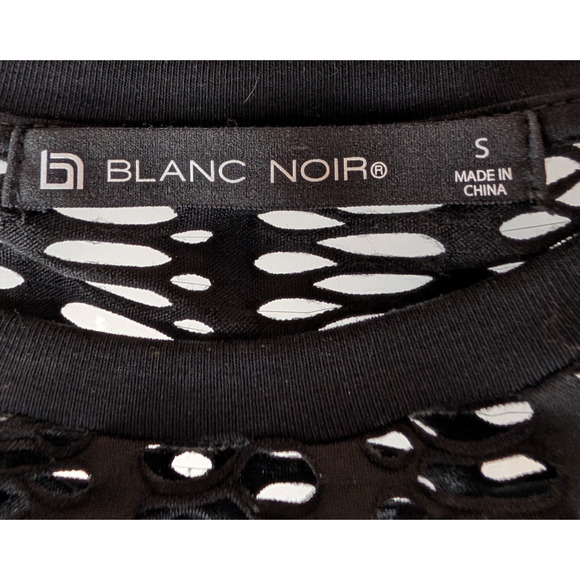 Blanc Noir Linear Mesh Cut Out Open Weave Black Athleisure Lounge Shirt Small - Picture 11 of 13